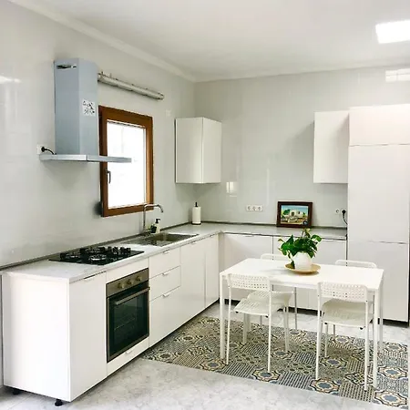 Casa Gueime, In A Private House Гуйме
